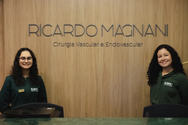Equipe de atendimento do consultório do Dr. Ricardo Magnani